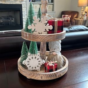 Christmas Tiered Tray Decorating Set, 11-Pieces